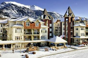 فندق Windtower Lodge And Suites