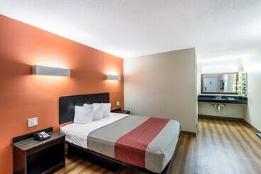 Motel 6 New Brunswick