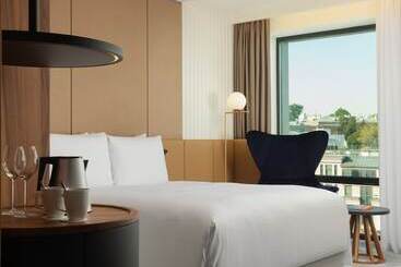 ホテル Mövenpick Moscow Taganskaya