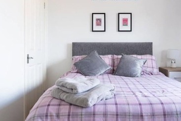 פנסיון Dunedin House Huntly