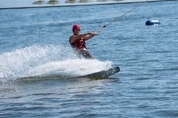 فندق Camping Du Lac De Saintpardoux