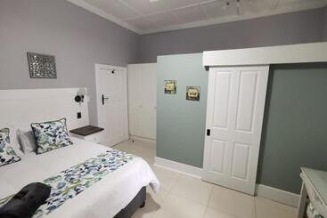 پانسیون Dawson Manor Guest House