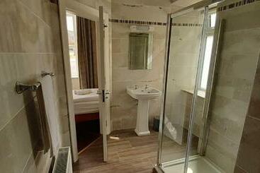 مبيت وإفطار Brackloon Lodge Brackluin