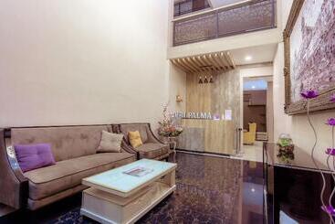 בית מלון כפרי Giri Palma