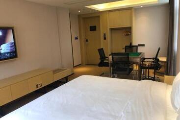Lavande Hotel Jiujiang Jiujiang College
