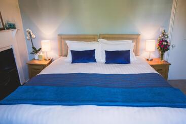 ペンション Ashburton Court