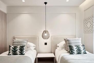 منتجع Mare Paphos