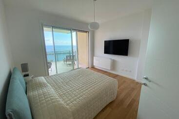 شقة فندقية Gli Scogli Luxury Residence