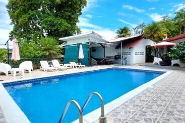 ホテル Hôtel Pez Gallo