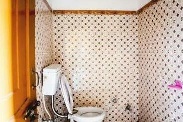 Shri Gobind Highway Motel