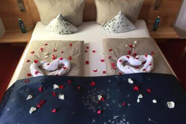 Отель Bike & Hike