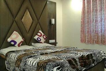 فندق Koyona & Restauarant