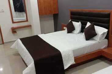 ホテル Maple View