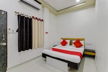 בית מלון כפרי Oyo 71089  Aagman