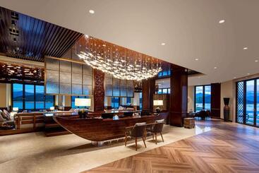 Отель Ramada By Wyndham Chenzhou Dongjiang Lake