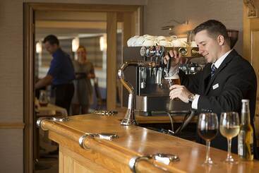 ホテル Golden Sands