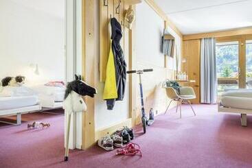 בית מלון כפרי Kreuz Lenk