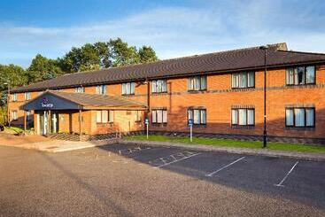 Отель Travelodge Carlisle Todhills