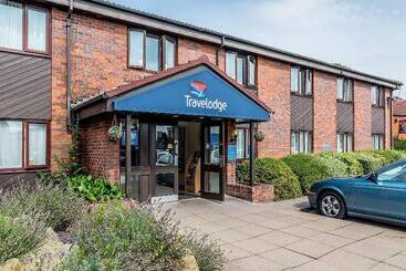 Отель Travelodge Rugeley