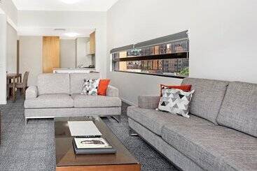 Melbourne Cbd Central Apartment Hotel Official