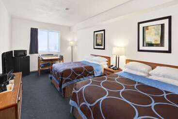 Motel Super 8 By Wyndham Swift Current