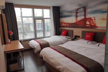 Thank Inn Chain Hotel Shanxi Changzhi Huguan County Bus Station Store