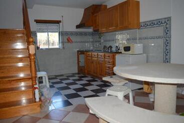 پانسیون Ricardo Holidays At Nazaré