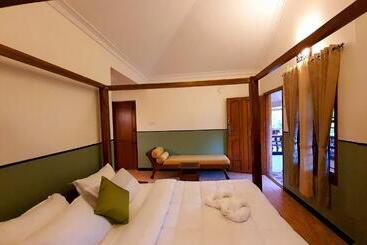 リゾートホテル Avadale Masinagudi   Stag Groups Not Allowed