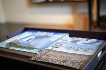 Апарт-отель The Lofts At The Five & Dime