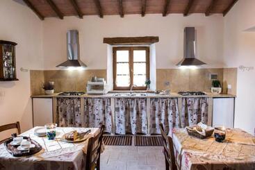 בית מלון כפרי Agriturismo Grossola