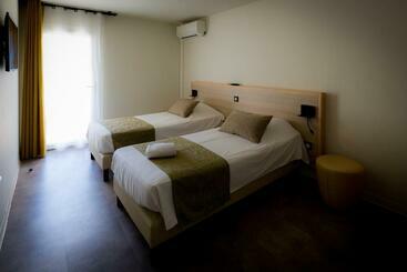 בית מלון כפרי Domaine Du Lazaret