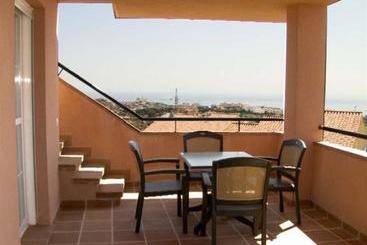 Apartamentos La Hacienda