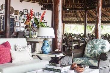 هتل Aore Island Resort