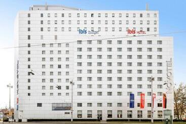 ホテル Ibis Bern Expo