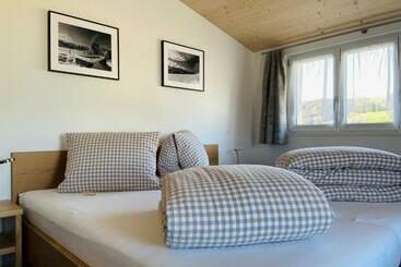 בית מלון כפרי Landgasthaus Neues Bild, Eggerstanden