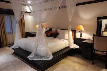 هتل The Royal Beach Seminyak Bali