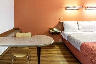 Motel 6dayton, Oh  Englewood