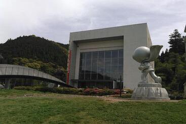 酒店 Monobegawa No Hotori No Onsen Yado Yume No Onsen