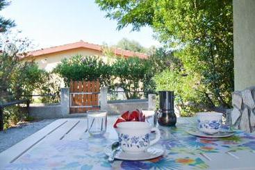 Welcomely   Blue Holiday Villa - Muravera