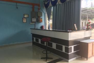 Aisy Hotel By Oyo Rooms