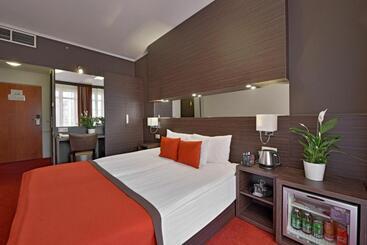 בית מלון כפרי City Inn