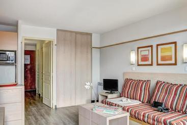 Отель Le Moulin Des Cordeliers S4