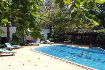 酒店 Lanta Island Resort