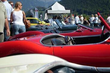 ホテル Swiss Heidi