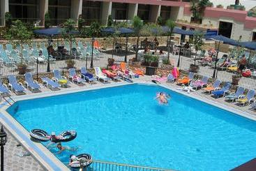 هتل The Santa Maria