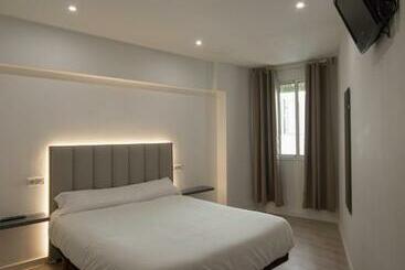 پانسیون Marín