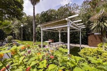 مسافرخانه Residence Borgo Latino