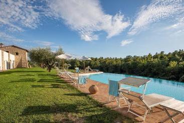 Acquaghiaccia Spa & Country House