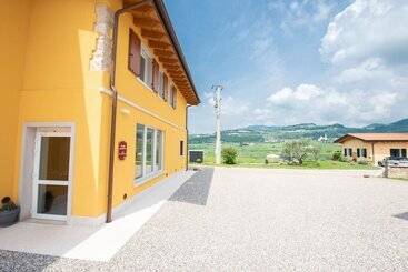 فندق ريفى Le Bignele   Alloggio Agrituristico