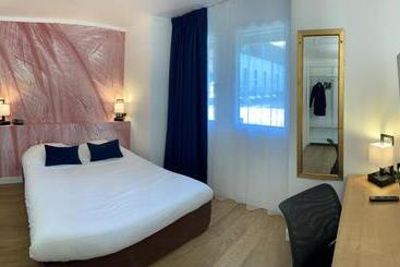 فندق Abbaye Du Golf De Lesigny